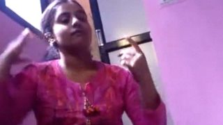 Video Hindixxx Dengan Erangan Dan Pancaran Sperma