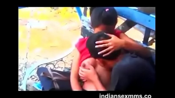 Desi Cewek Montok, Payudara Seksi Siap Diisap