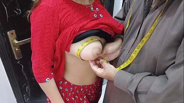 Istri Desa India Desi, Lubang Pantatnya Ditembus Tukang Jahit Sebagai Bayaran Untuk Biaya Jahit Bajunya, Suara Hindi Jelas Dan Panas