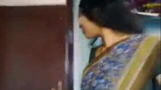 Gadis Tamil Menggoda Dewar Dengan Liar Dalam Video Panas India