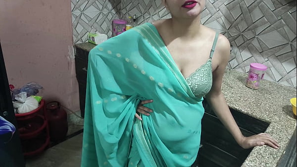 Bhabhi Garmi Mein Chudti Hai Devar Se Pehli Baar! Full Hindi Audio Ke Saath