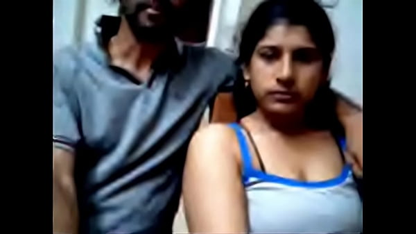 Desi Pasangan Doyan Buka-bukaan Di Webcam, Bikin Panas