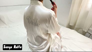 Pengantin Arab Bergoyang Pantat Besar Menggoda Ayah Tirinya