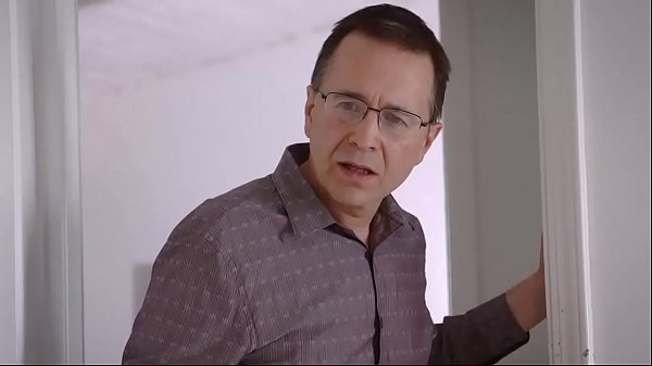 Ngentot Ibu Tiri Seksi Untuk Rayakan Ulang Tahunnya