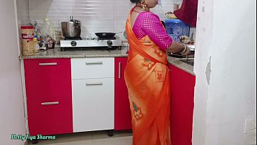 Desi Bhabhi Digebuki Ganas Di Dapur Pakai Kontol Besar