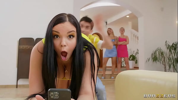 Pukul Pantat Dan Sentuh Memek Ganda / Brazzers / Unduh Lengkap Di Https://zzfull.com/tap