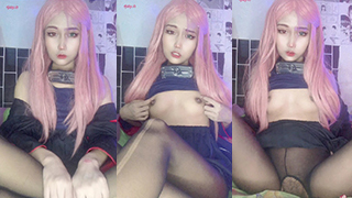 Nana Riie Pamer Body Seksi Pakai Kostum Sakura, Bikin Ngiler Banget!