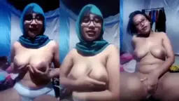 Tante Cita, Montoknya Bikin Ngilu, Hijabnya Bikin Makin Pengen Ngintip.