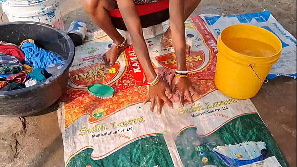 Desi Istri Kampung Bokep Viral, Kapalnya Doang, Ngentot Keras Bikin Mampus.