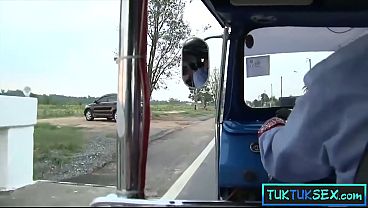 Ibu-ibu Thailand Jalanan Digebet, Dibawa Muter-muter, Siap Digojlok Habis-habisan.