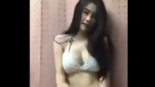 Asiática Goyang Panas Di Live Stream Fb, Bikin Crot Ngeliatin