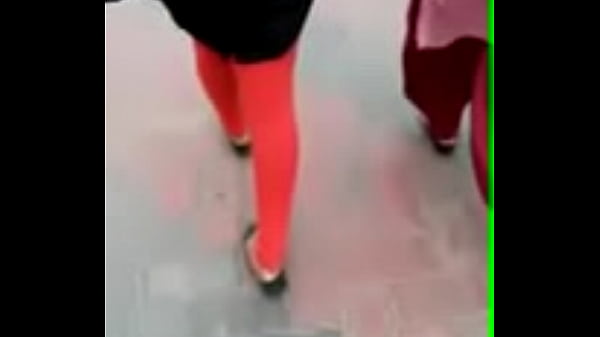 Desi Cewek Bengali Ngesot Di Pinggir Jalan, Bikin Gregetan.