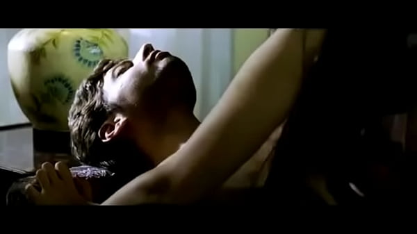 Adegan Panas Dan Seksi Di Film Hindi Yang Bikin Ngiler