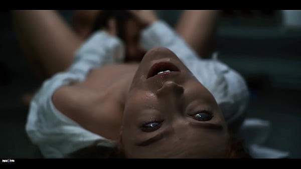 Alien Pengontrol Pikiran Lagi Ngewe-in Cewek Seksi, Bikin Mereka Makin Liar.