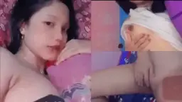 Bocil Manis Pamer Toge Claras, Siap Digoyang Bebas
