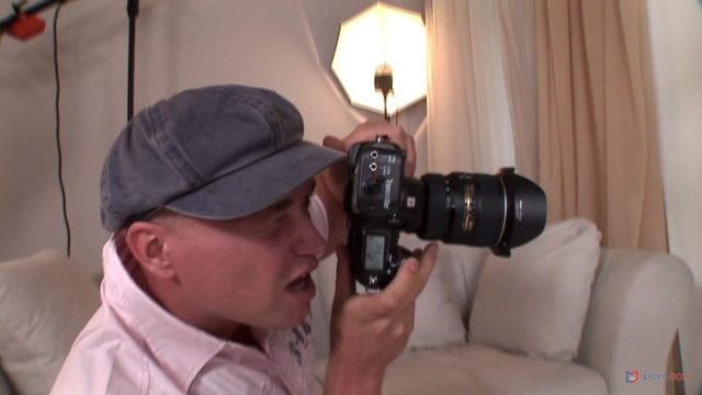 Dunia Porno – Jess, Memek Pink Di Pantat Fotografer Ngewe Bintang Porno Nakal, Memek Pink & Genia Di Lokasi Syuting Gp1921