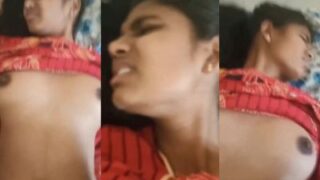 Gadis 18 Tahun Pertama Kali Digenjot Desi, Ngerasain Kontol Gede Masuk Dalem