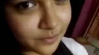 Ngentot Memek Montok Bangladesh Sendiri, Crot Di Mana Aja