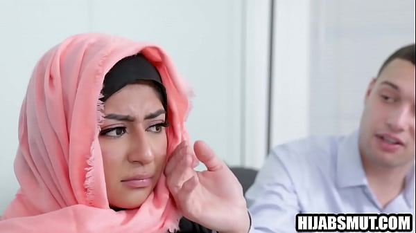 Gadis Muslim Terpaksa Digenjot Bule Amerika Sampai Meringis