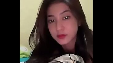 Cewek Indonesia Live Ig, Goyang Sambil Buka-bukaan Bikin Pengen Lihat Terus.