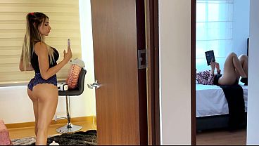 Ibu Mertua Seksi! Dengar Erangan Dari Kamar Sebelah, Dia Langsung Nafsu Dan Mainin Diri Sendiri!