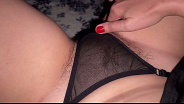 Tonton Ibu Nakal Ini Mainin Memek Berbulu Lebatnya. Pov Dari Lubangnya.