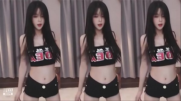 Cô Nàng Trung Quốc Quằn Quại Cơ Thể Nuột Nà