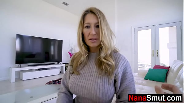 Nenek Tiri Yang Gatal Minta Ngentot Sama Cucu Tiri
