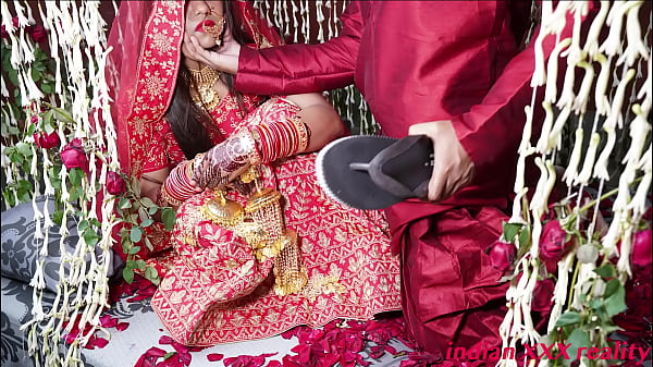 Nikmatin Malam Pertama Pernikahan India Dengan Gaya Hot Dan Penuh Gairah