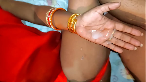 Baru Aja Masukin Kontol Gede Ke Lubang Pantat Pertama Kali, Dia Bilang Pelan-pelan Goyangin Dalam Memek