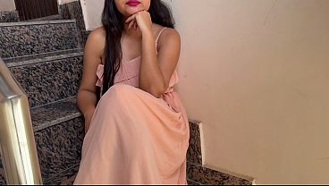Anak Tiri India Dientot Bapak Tiri Sambil Mainin Memek Basah