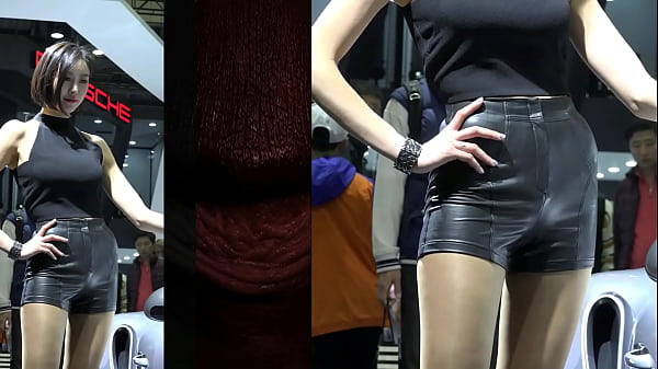Cewek China Goyang Panas Pakai Hotpants Kulit Bikin Makin Erotis