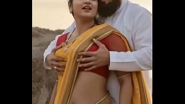 Desi Bhabhi Saree Me Boobs Dabake Romance