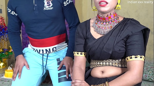 Xxx Ibu Tiri India Ngentot Di Hari Ulang Tahun, Gaya Desi Panas Banget